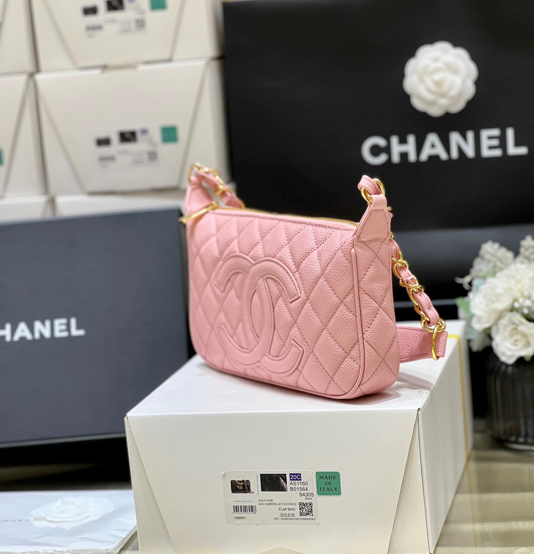 Chanel Vintage Second-Hand Underarm Bag 50920