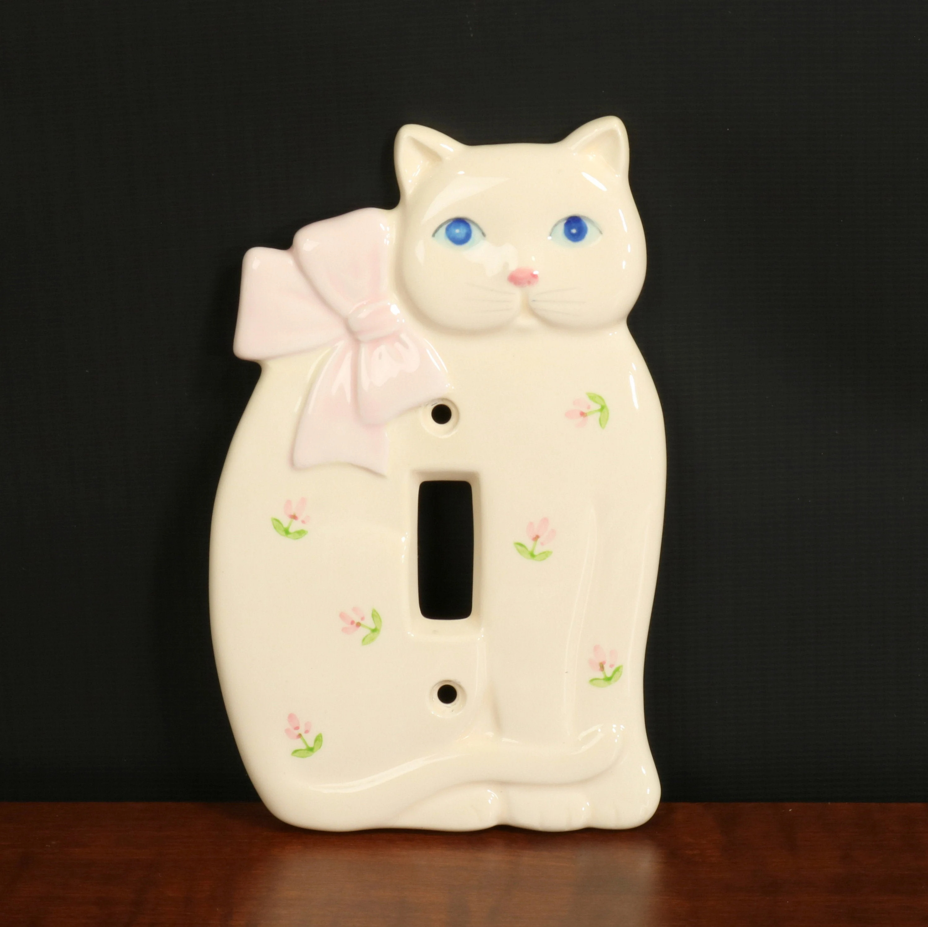 💗🎁 Mother's Day Gift - Vintage Ceramic Cat Light Switch Cover – 1980s Pastel Home Decor