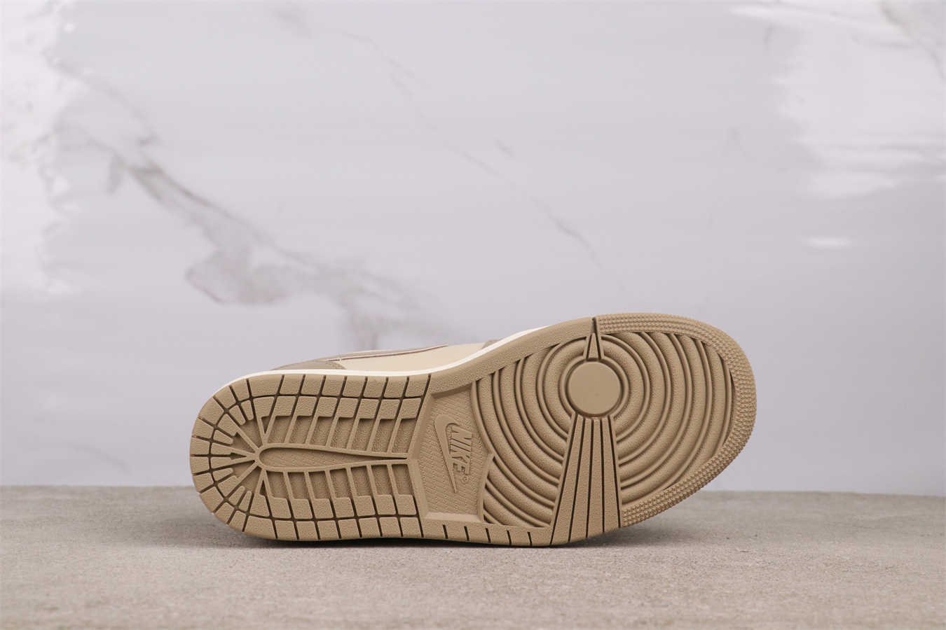 Air Jordan 1 Low'Rattan' DC0774-203