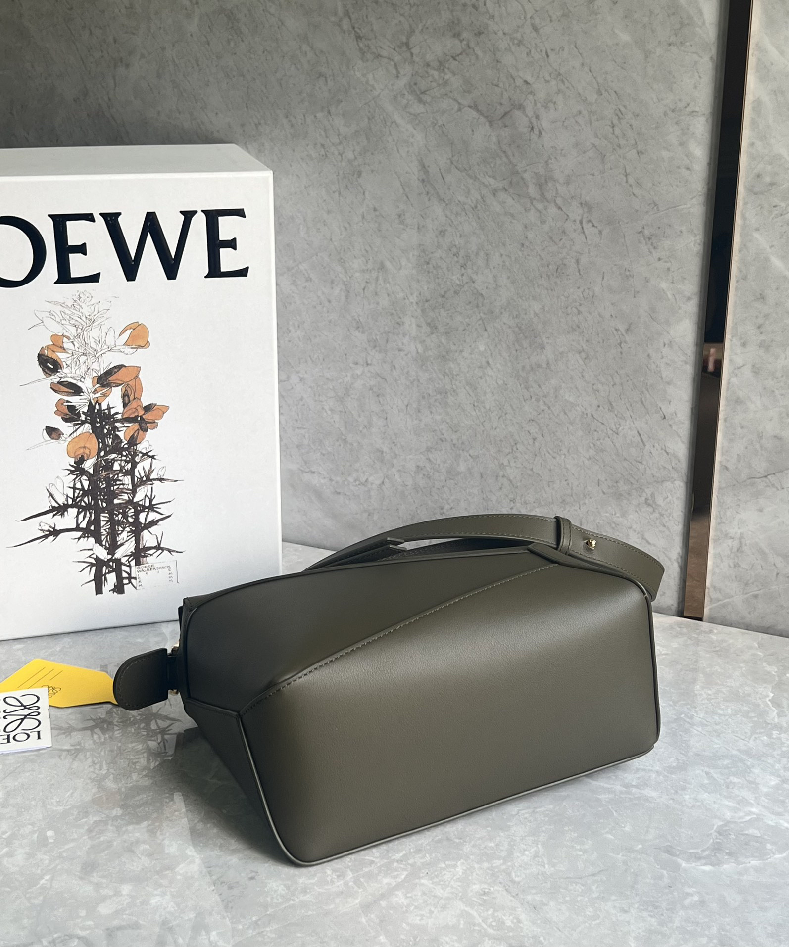 Loewe suede colorblocked zzle bag 0681
