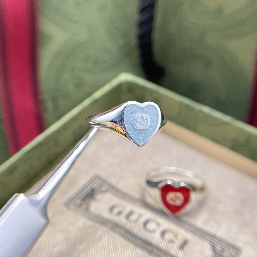 GUCCI red and blue heart enamel ring