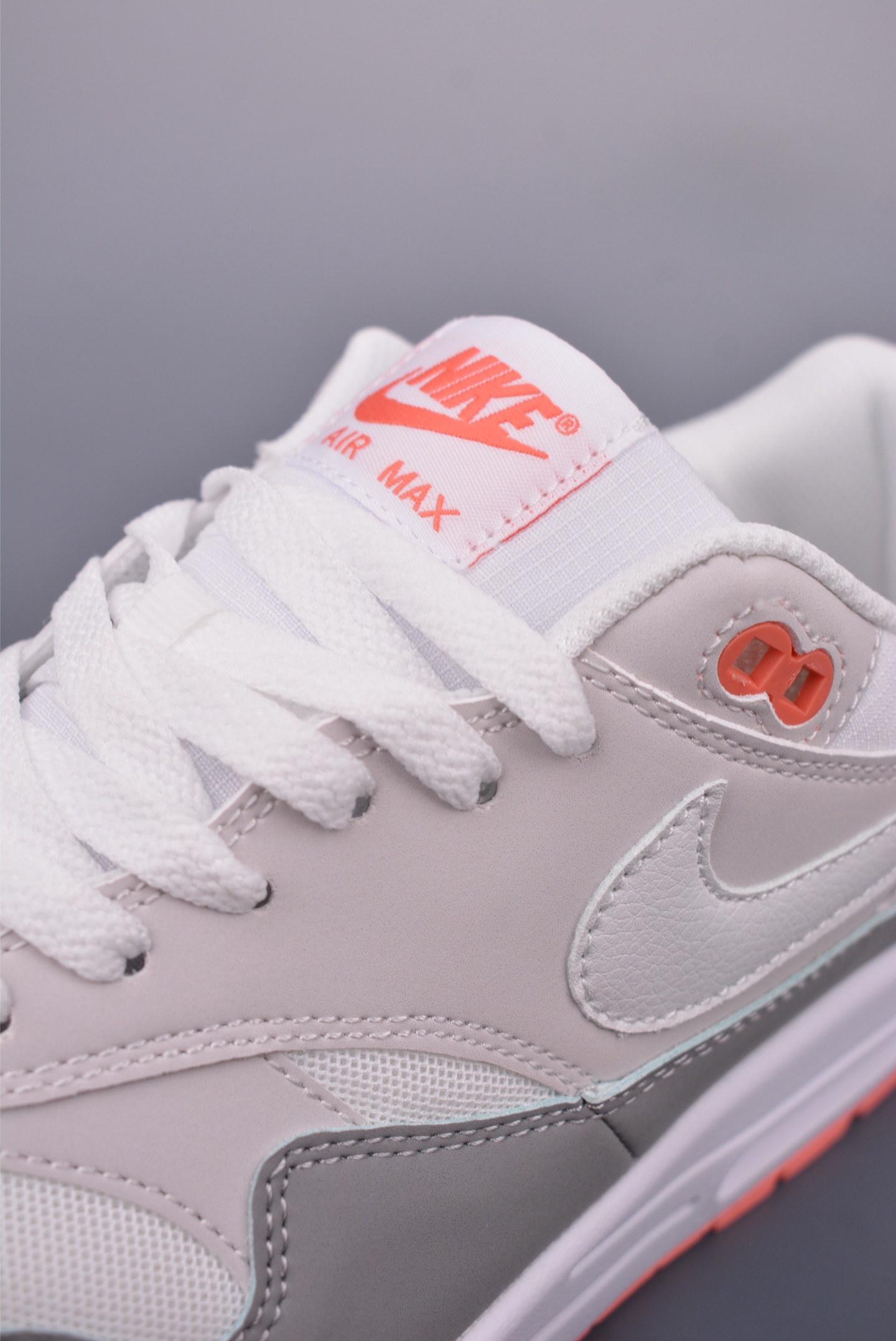 Nike Air Max 1 87 