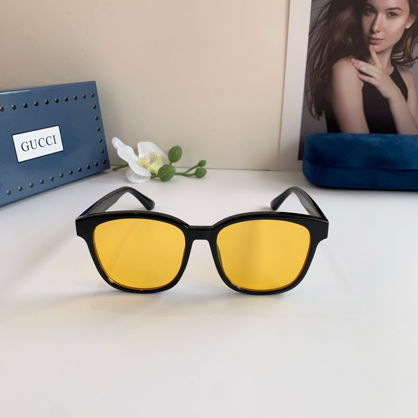Gucci Round Frame Sunglasses