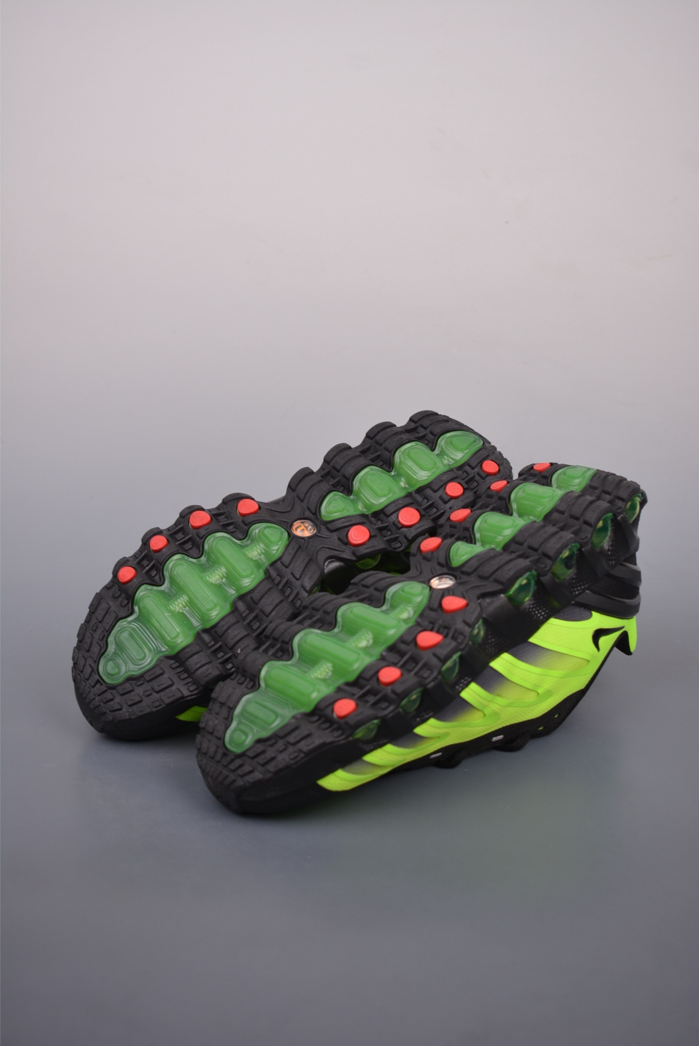Nike Air Max DN8 Black Fluorescent Green FQ7860-017