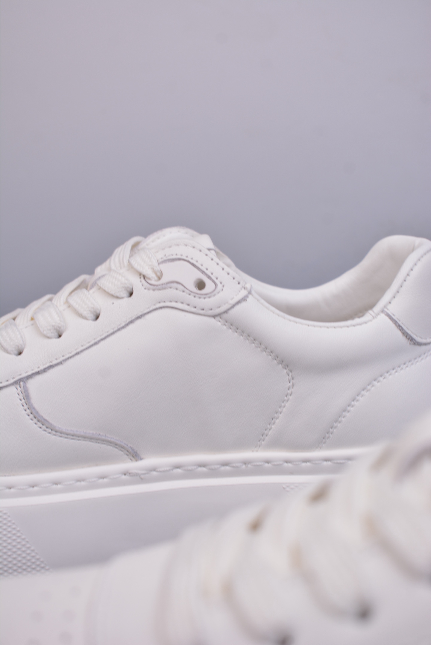 Prada PRAX 01 Triangle Logo Leather Sneakers Triangle Series Sports Shoes White 3D968M
