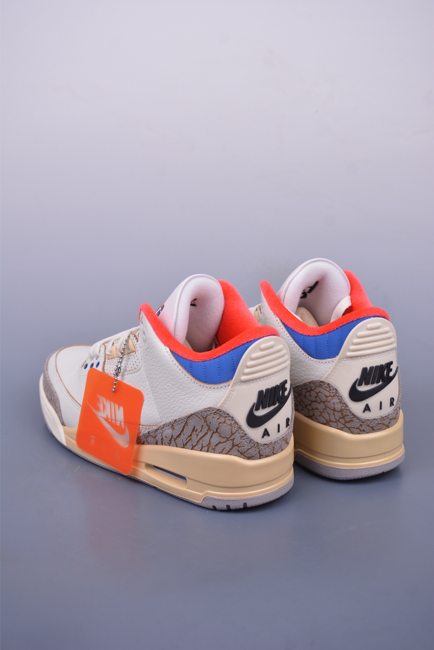 Nike Wmns Air Jordan 3 Retro OG Basketball Shoes Seoul 2.0 Limited Edition IB1482-100