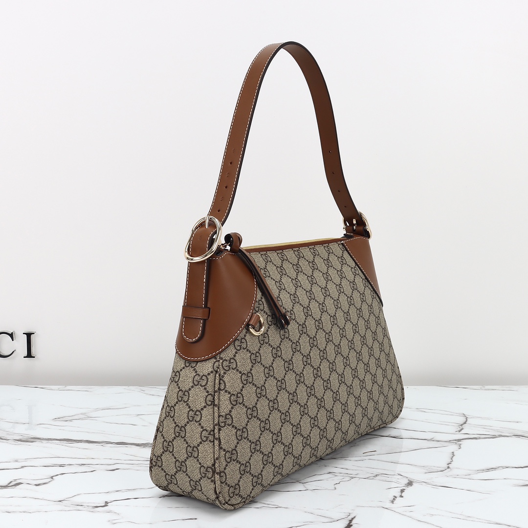 Gucci GG Emblem large shoulder bag 815217 FAD6L 9758