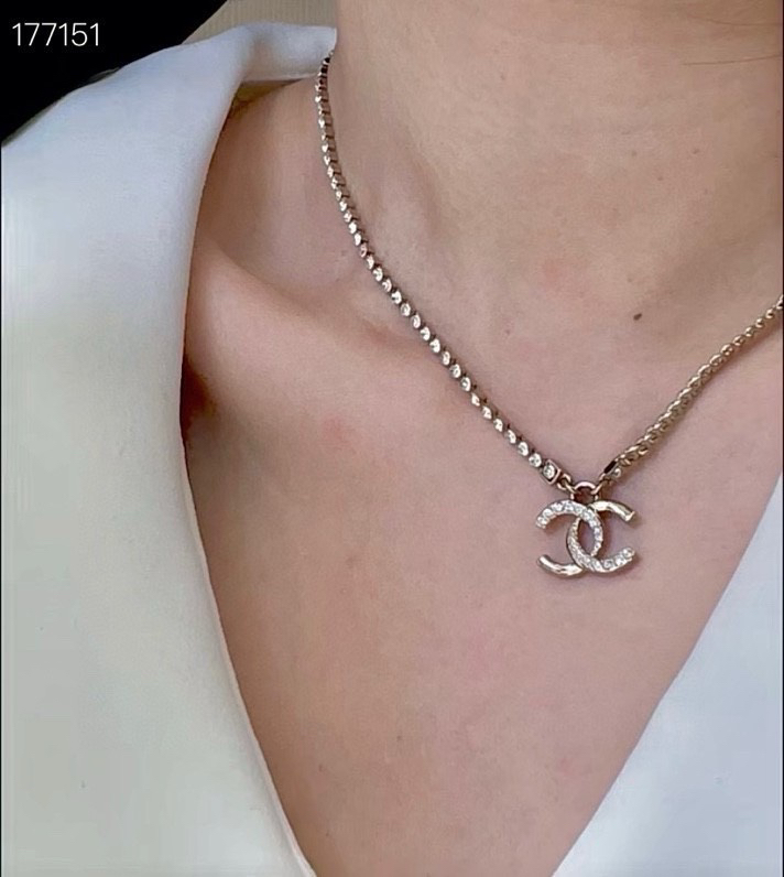 CHAN 24 rhinestone necklace