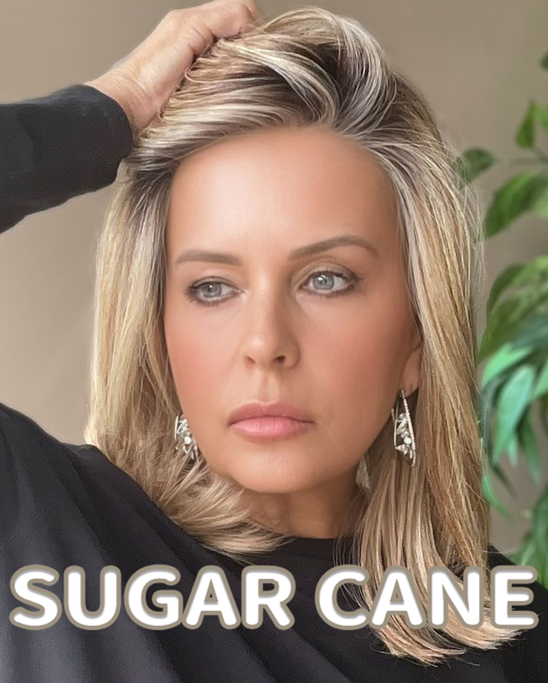 Shoulder-Length Layered Wig With Side Part