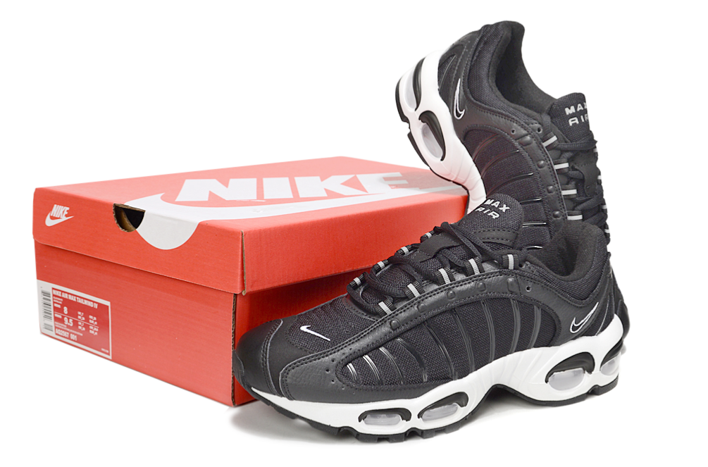 Air Max TailWind 4