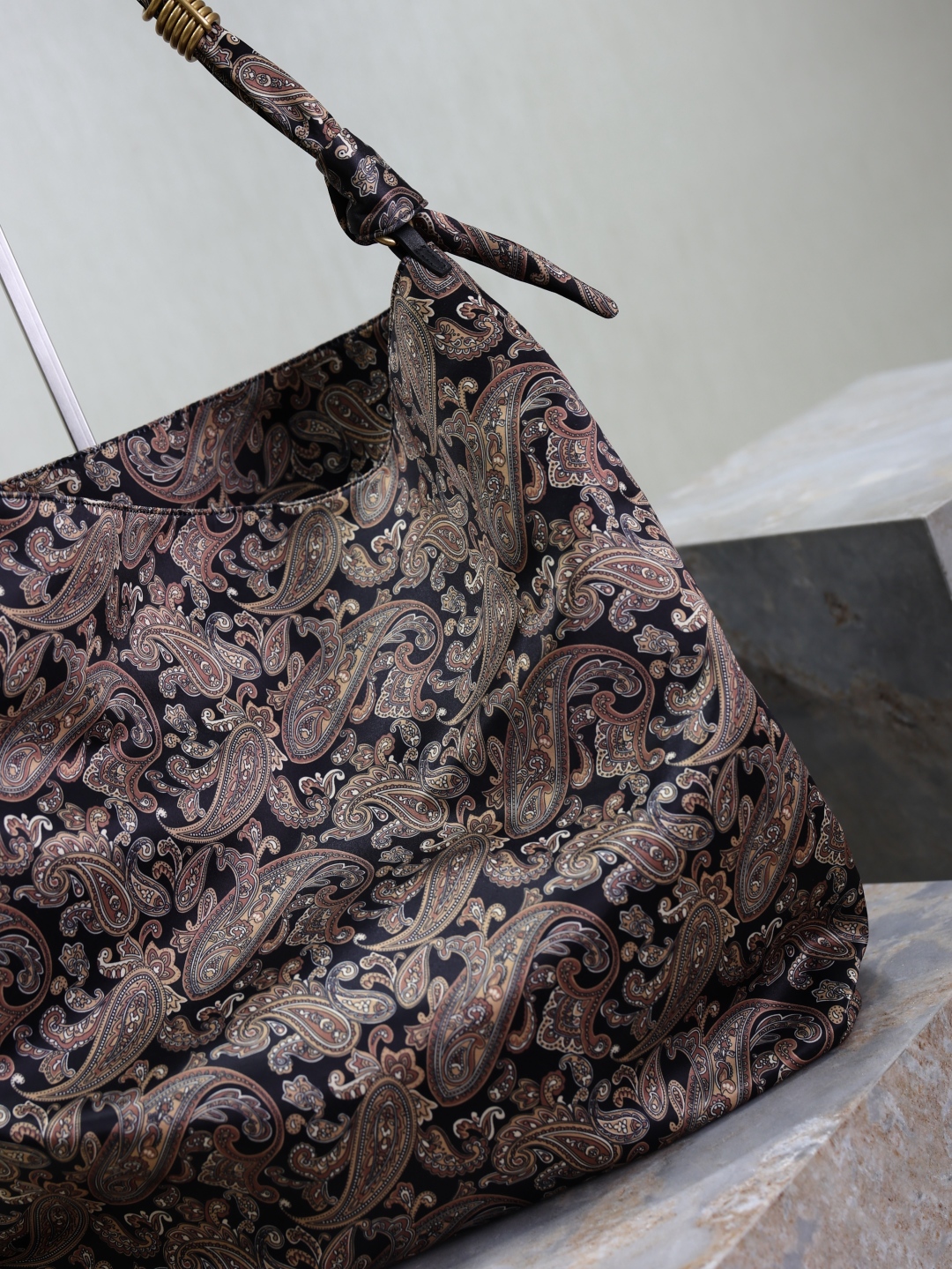 Yves Saint Laurent AMALIA·Jacquard Handbag 834750