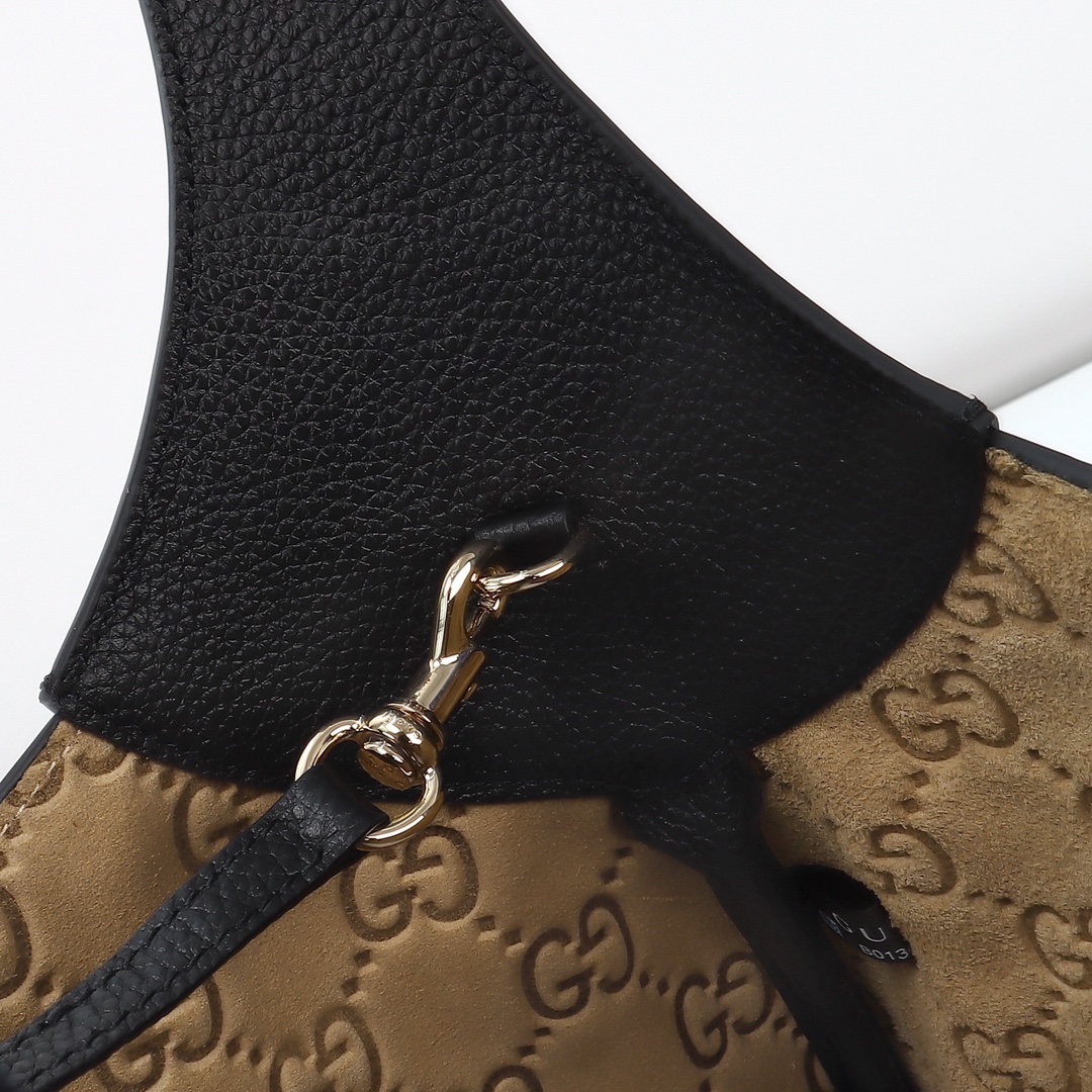 Gucci Body Double Lock Large Shoulder Bag 820169 AAEJU 1042