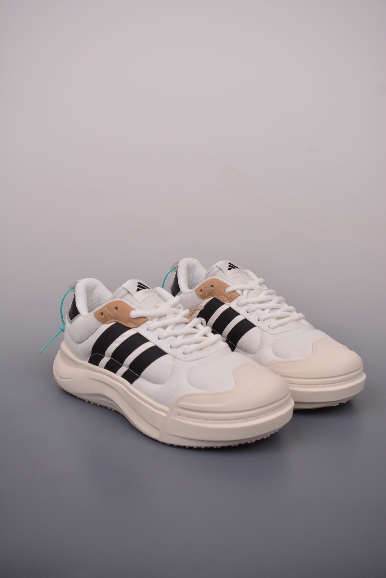 adidas MAXXCOURT SPW White IH6060