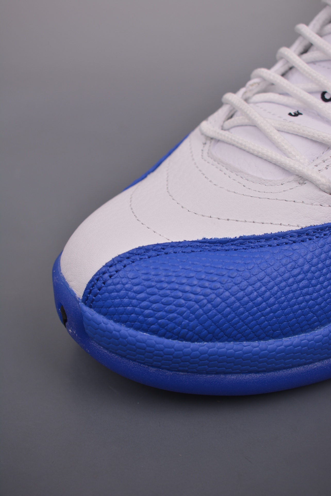 Air Jordan 12 Retro White Card Blue CT8013-140