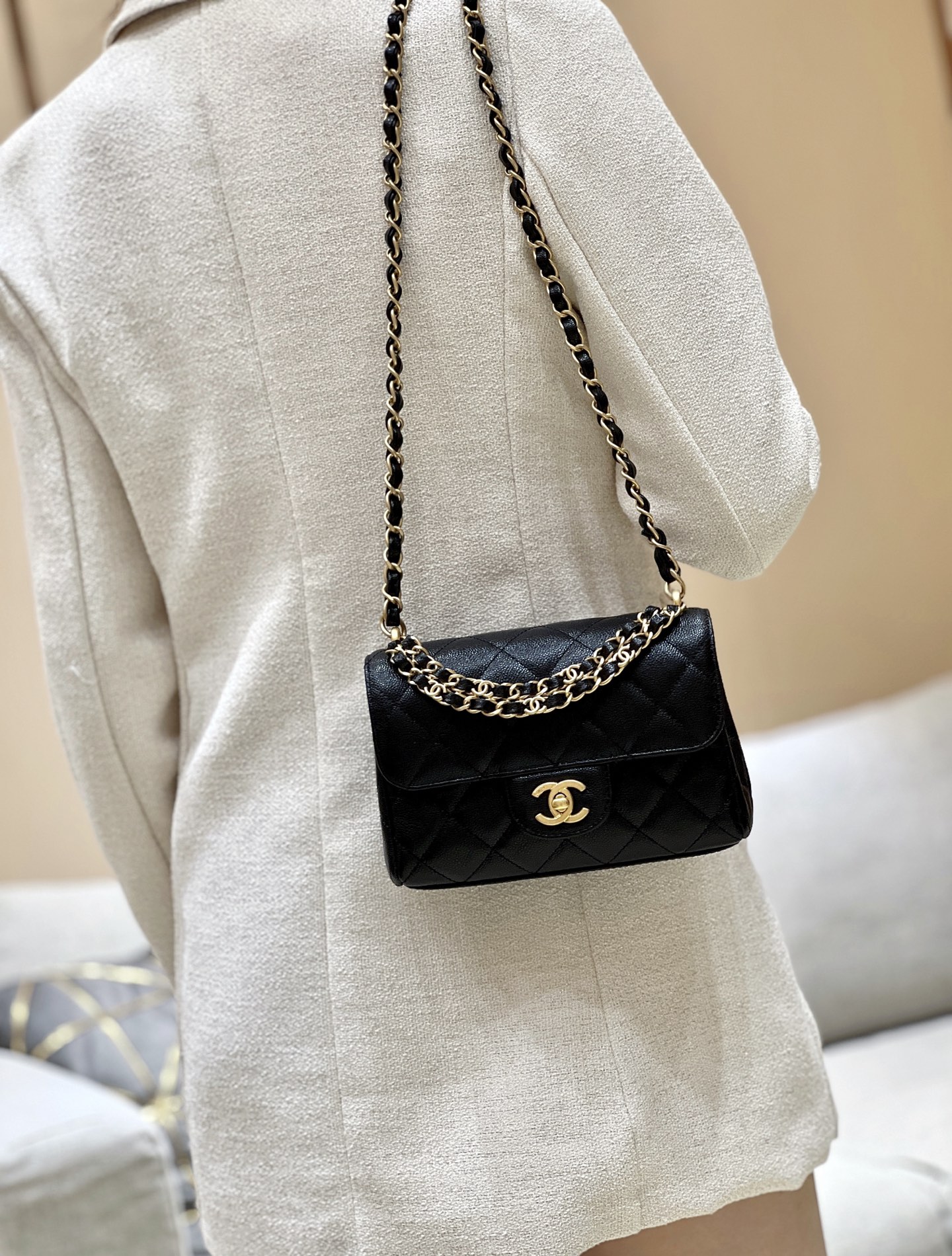 Chanel 25P Spring/Summer Preview Series Chain Bag AS5240