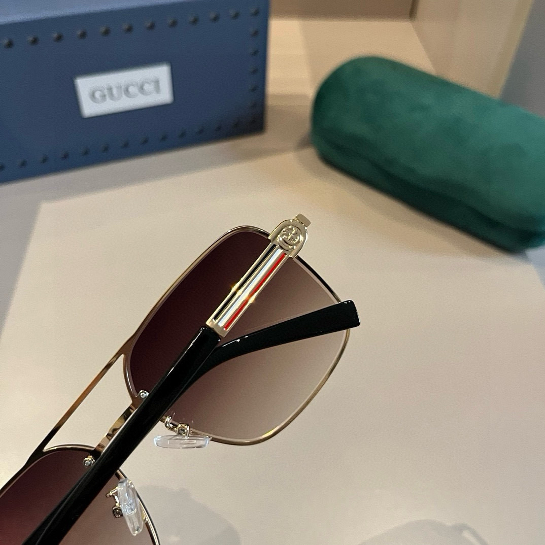 Gucci Square Frame Sunglasses
