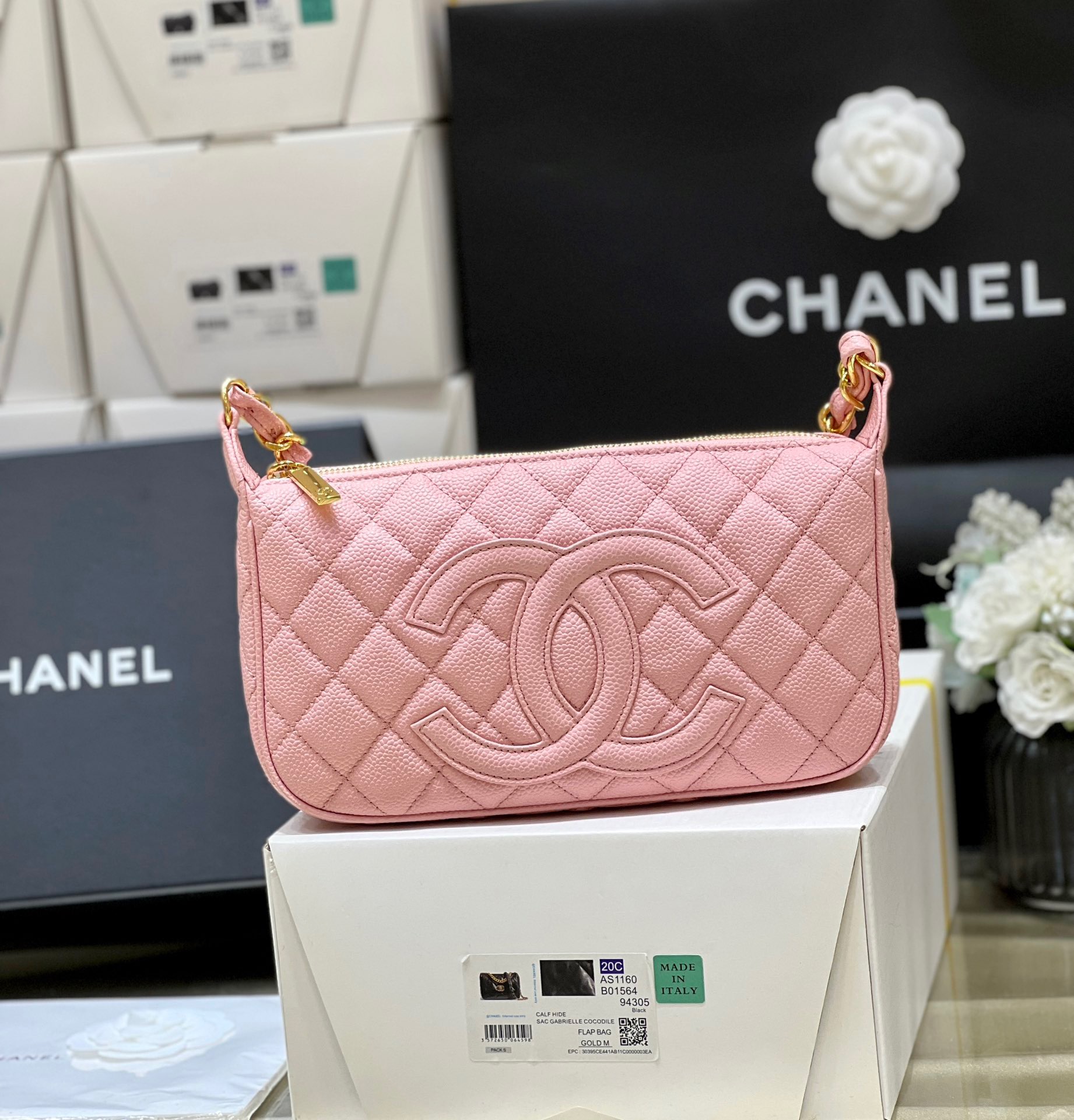 Chanel Vintage Second-Hand Underarm Bag 50920