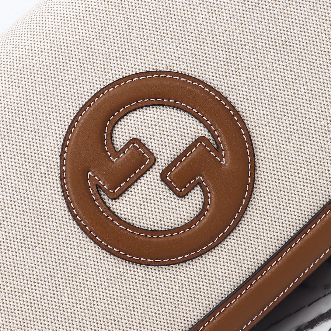 Gucci Blondie medium top handle bag ‎ ‎815716 HAAKF 2545