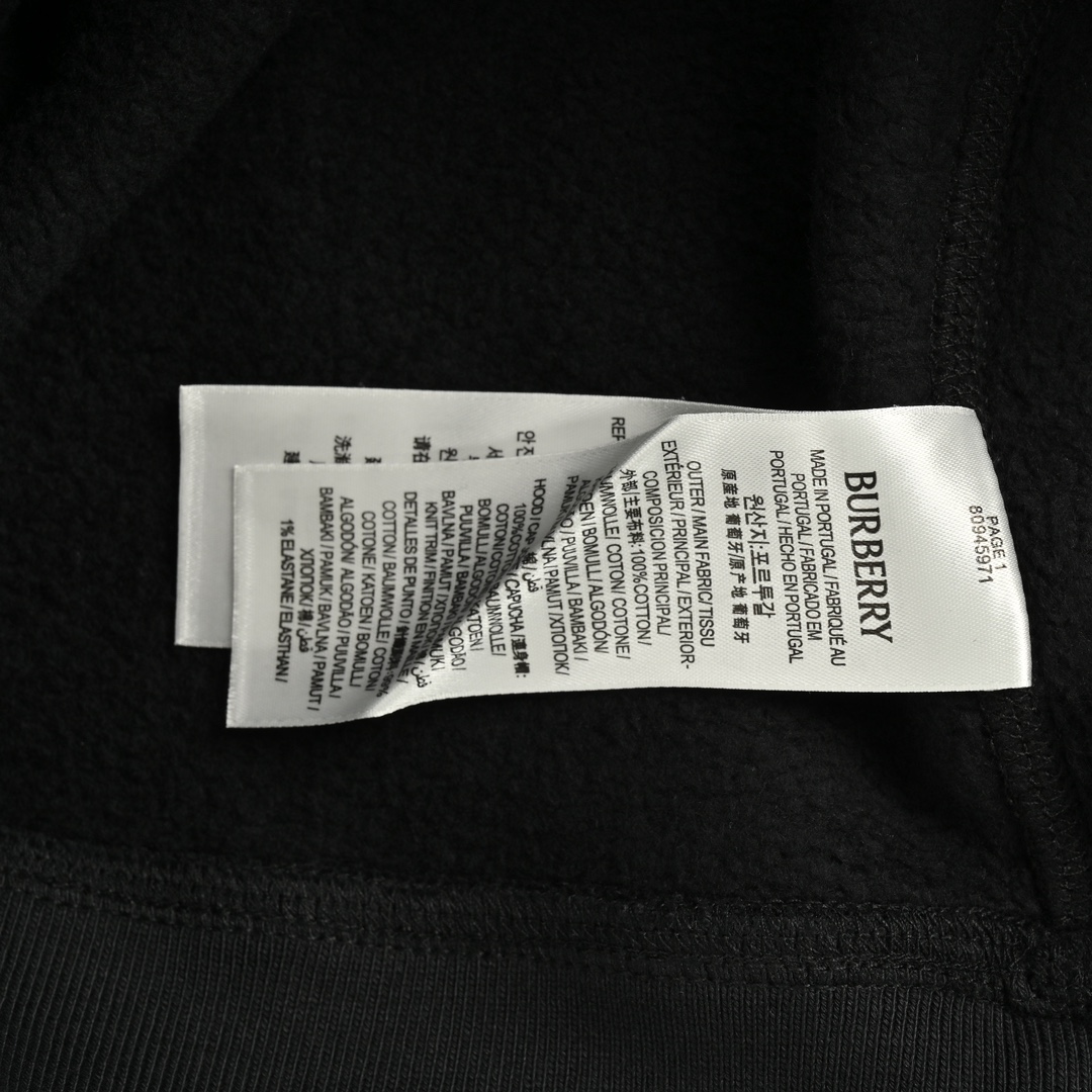 Burberry 24Fw crew neck sweatshirt with horse patch on the shoulders