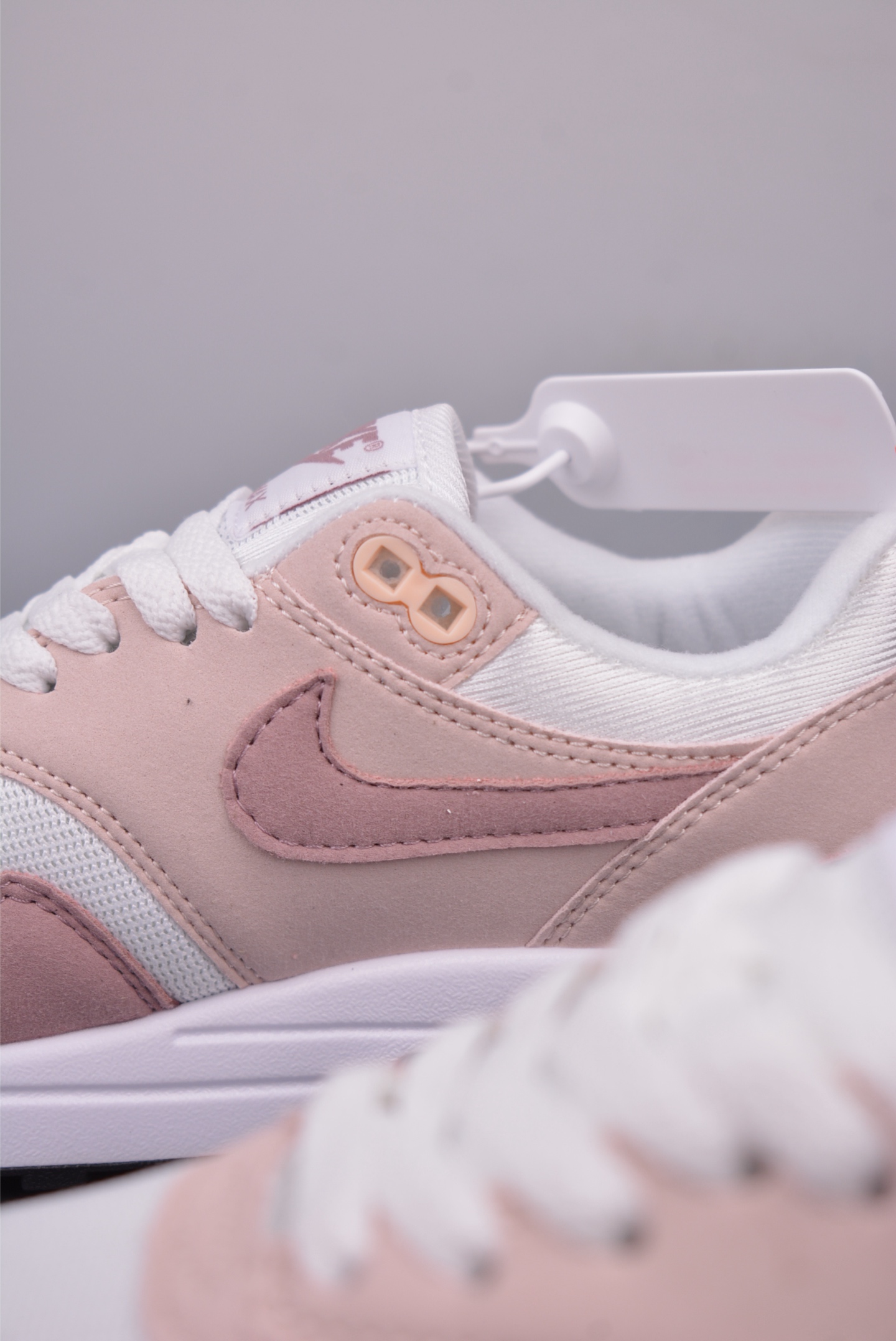 Nike Air Max 1 87 Original Series Running Shoes Pink and White DZ2628 106