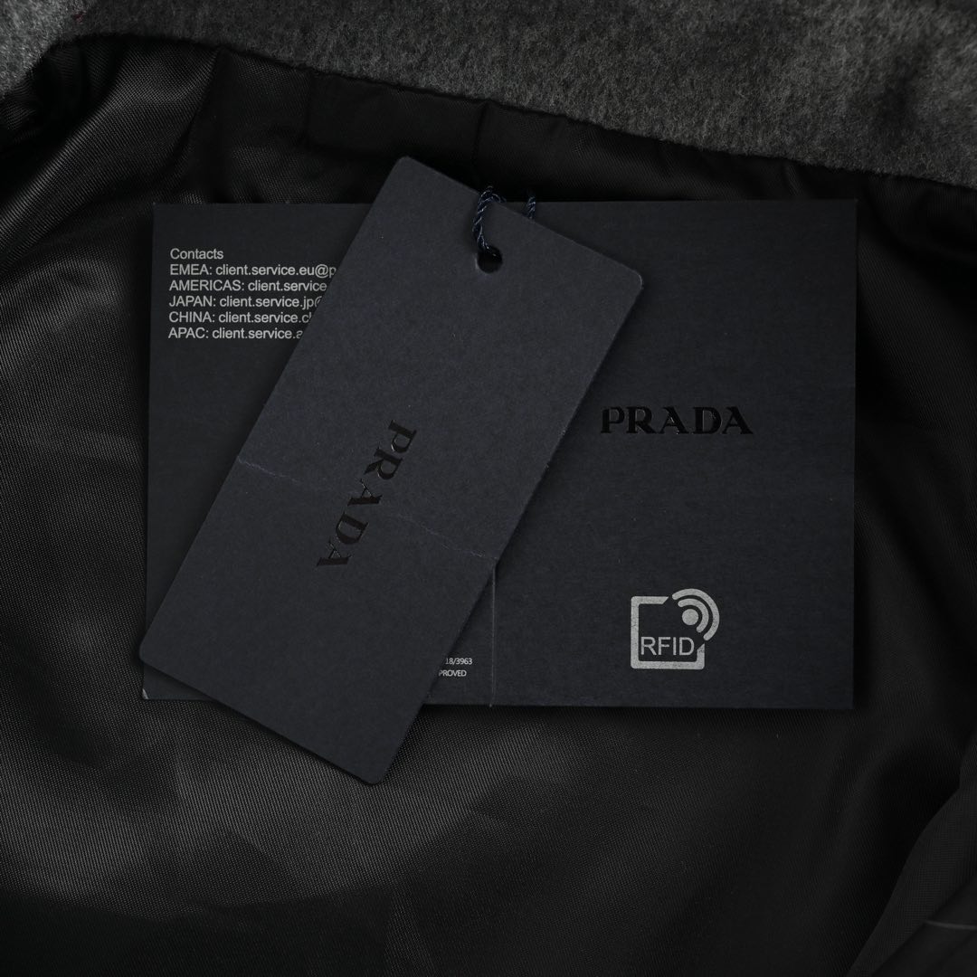 Prada 25ss cashmere triangle logo shirt jacket V