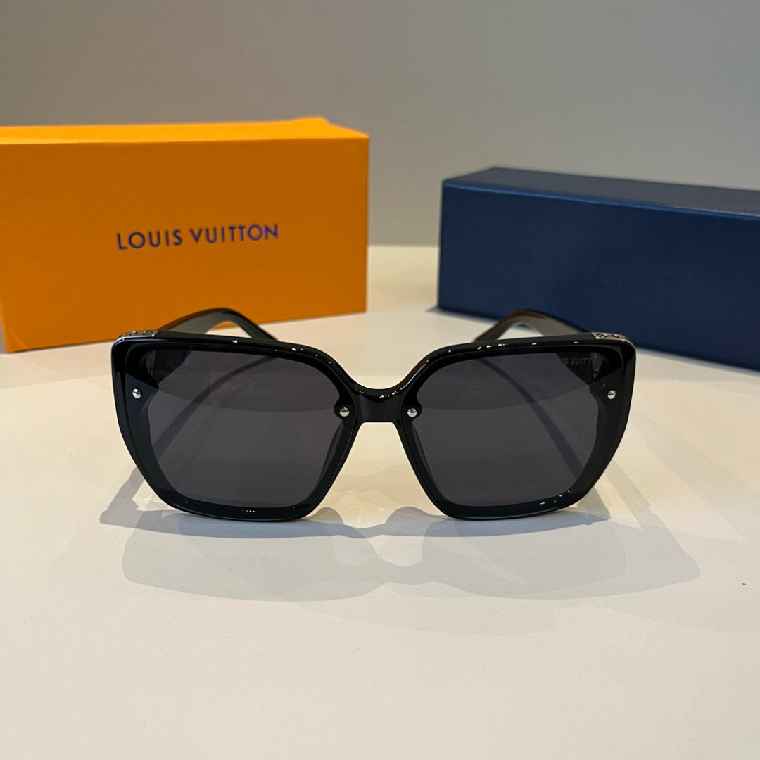 Louis Vuitton Square Frame Sunglasses