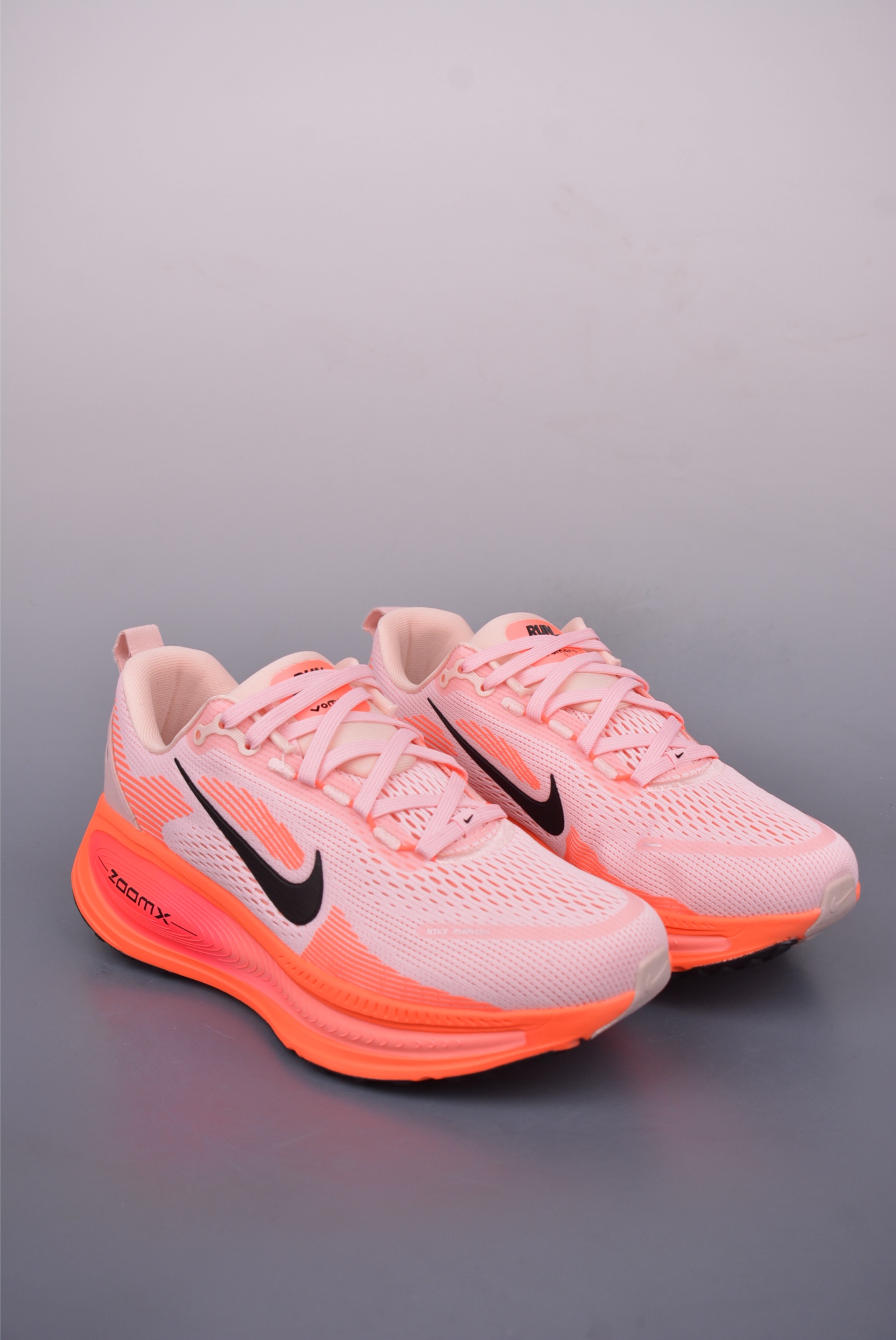 Nike Vomero 18 ZoomX running shoes Light Pink Black Hook HM6804-600