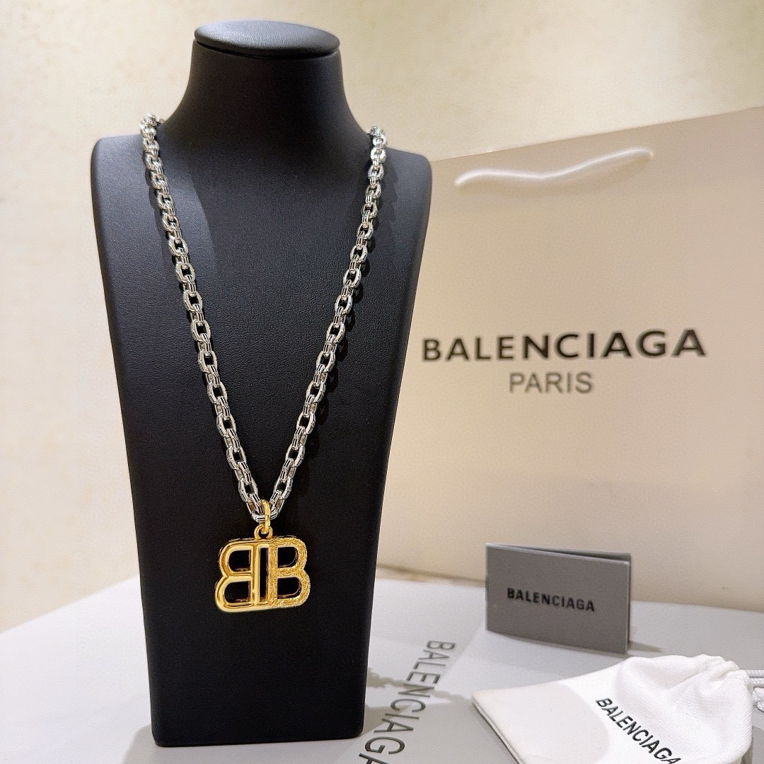Balenciaga BB chain necklace