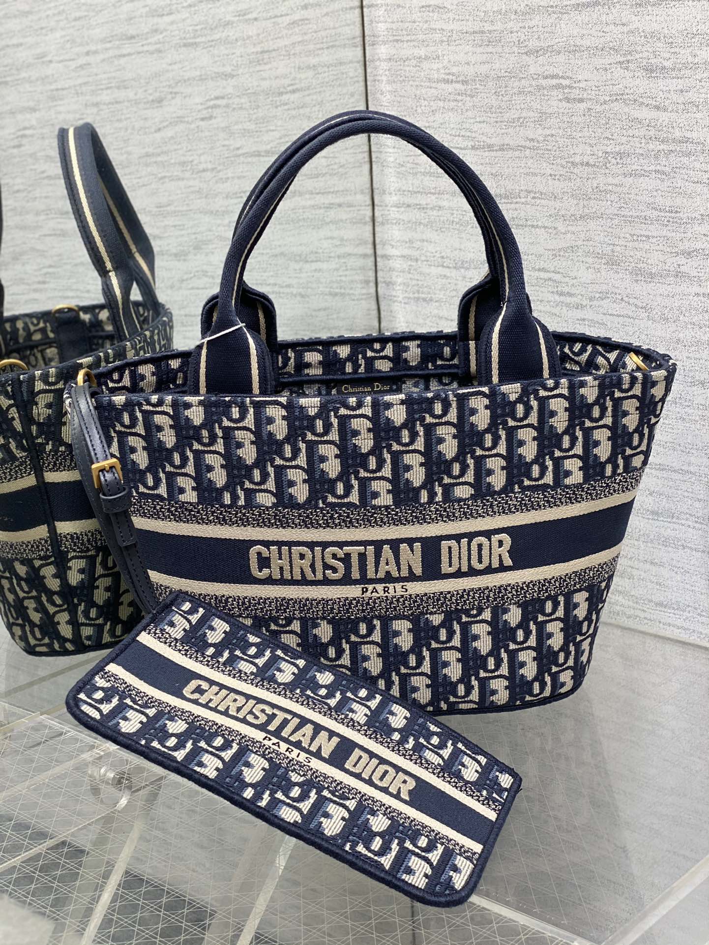 Dior 23ss classic monogram embroidered vegetable basket