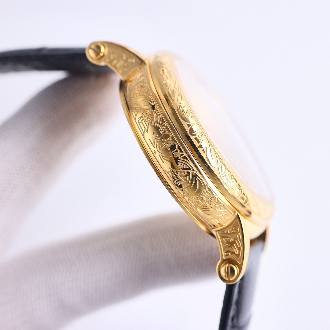 Patek Philippe Calatrava Engraved Watch