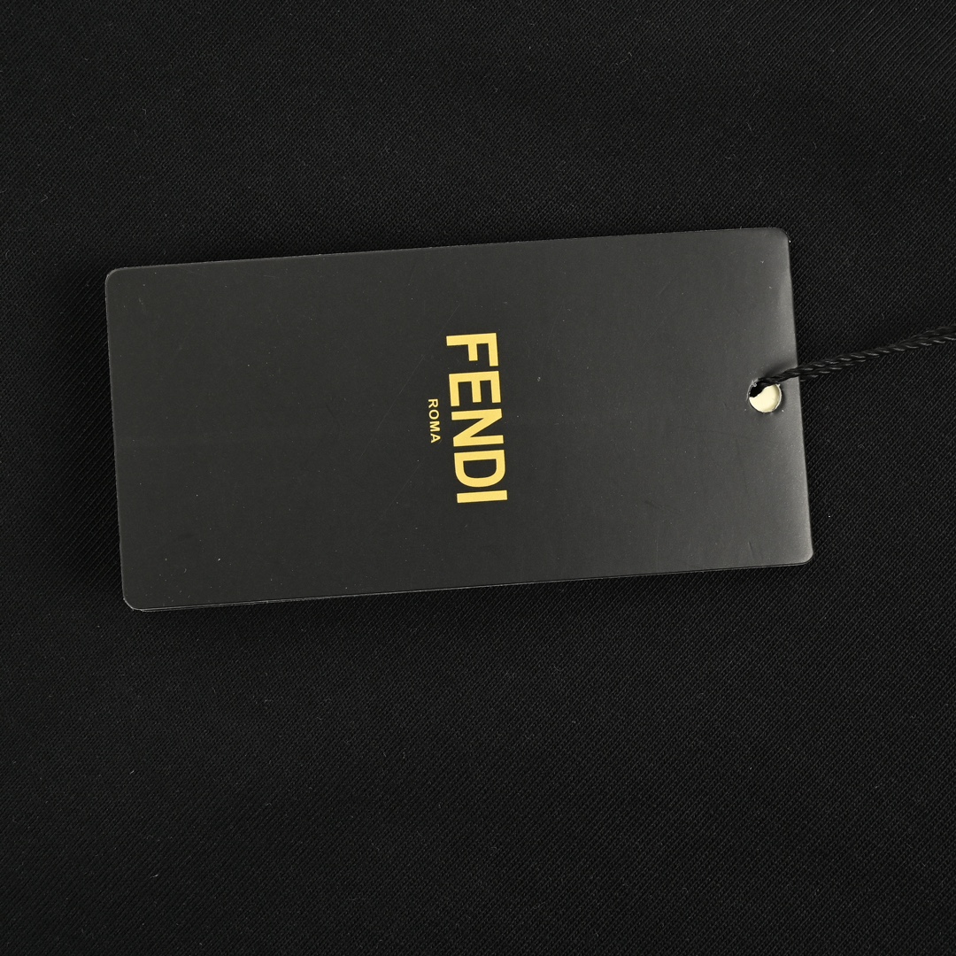 Fendi 24ss shoulder letter print short sleeves