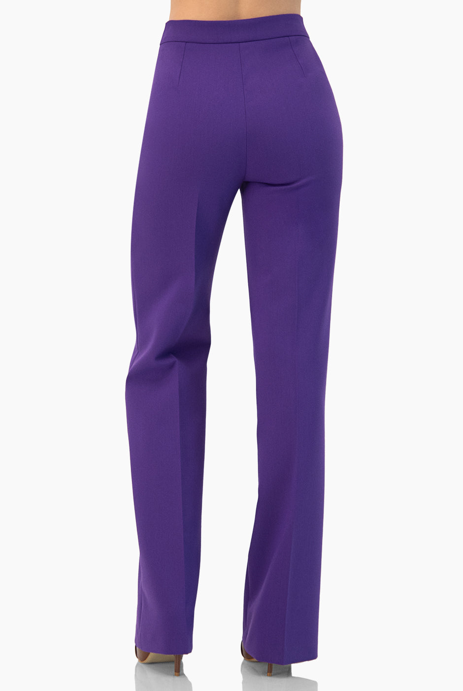Pantalon recto en tono morado