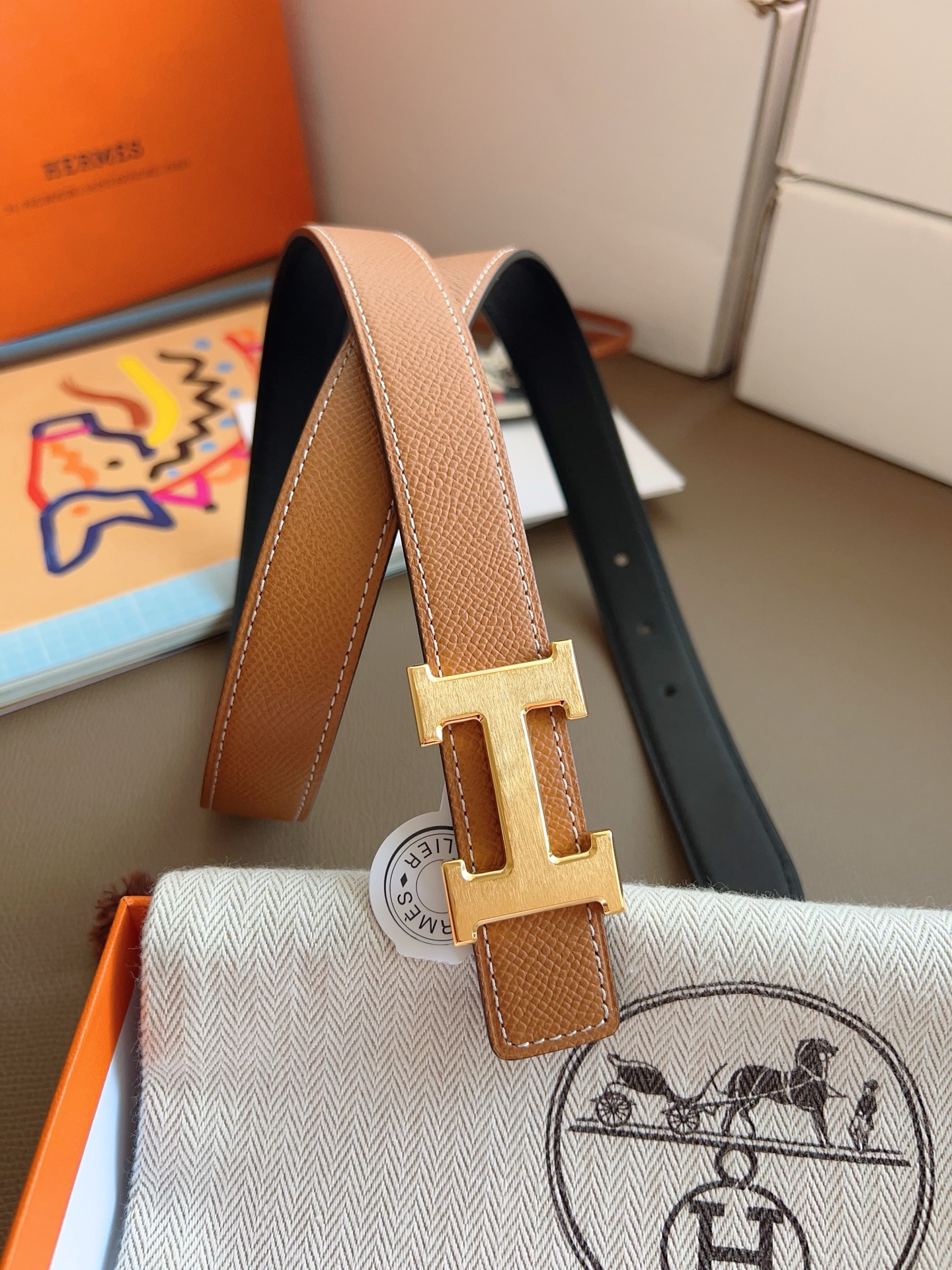 Hermès 2025 New Women's Double-Sided Belt 2.4cm Width