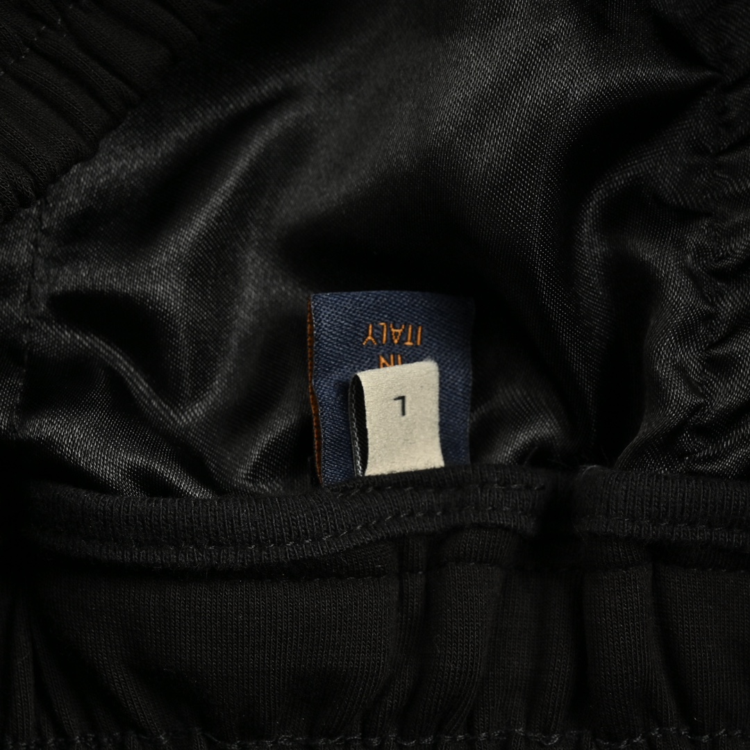 Louis Vuitton 24Fw wide-leg trousers with pin-stitched straps