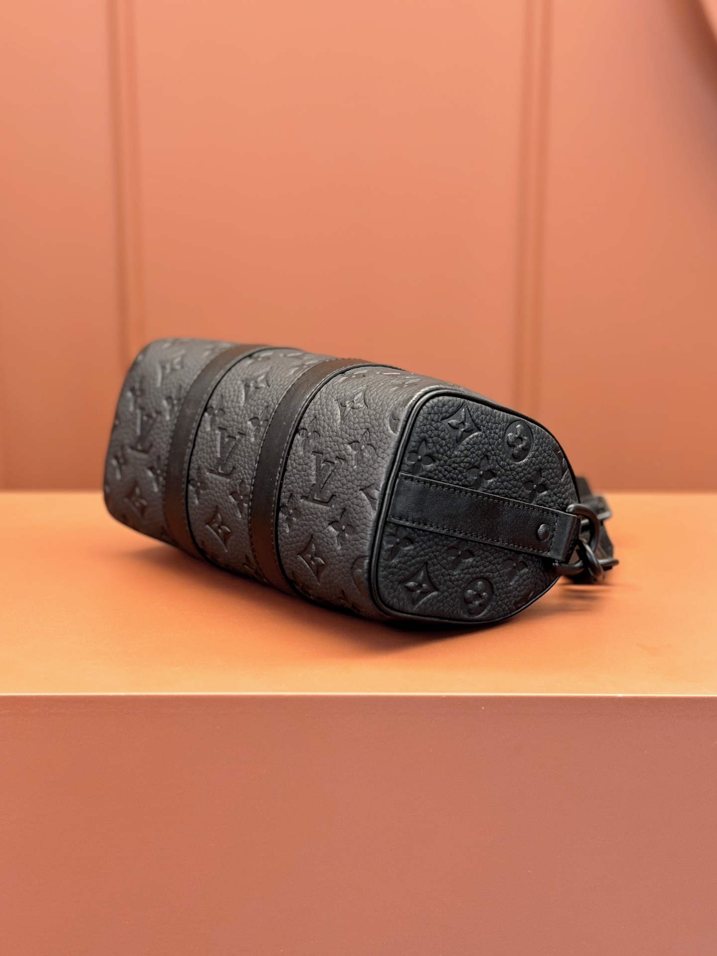 Louis Vuitton KEEPALL BANDOULIÈRE 25 Handbag M20900