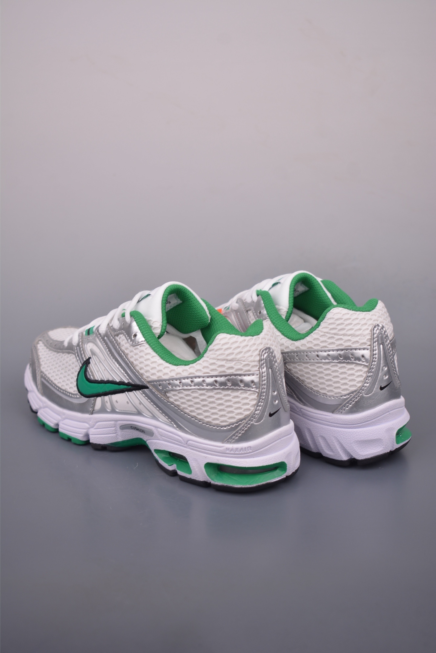 Nike Air Max Moto 2K 