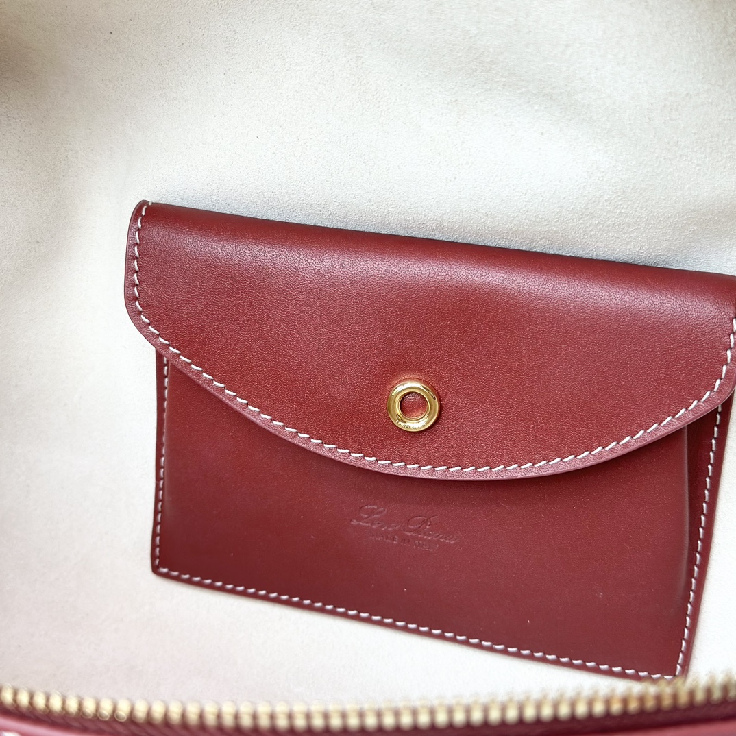 Loro Piana Extra Bag L27 Crossbody Bag FAO4759