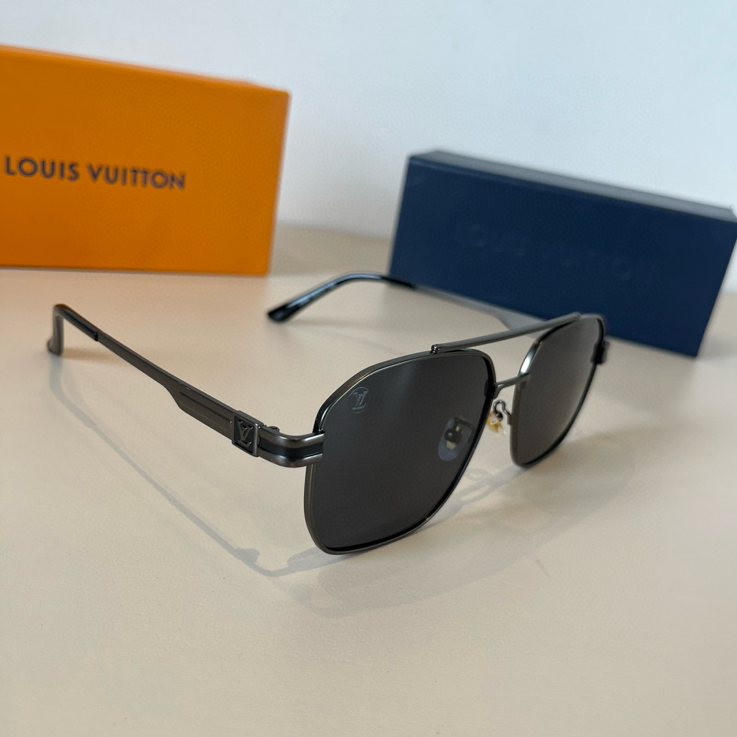 Louis Vuitton square-frame sunglasses