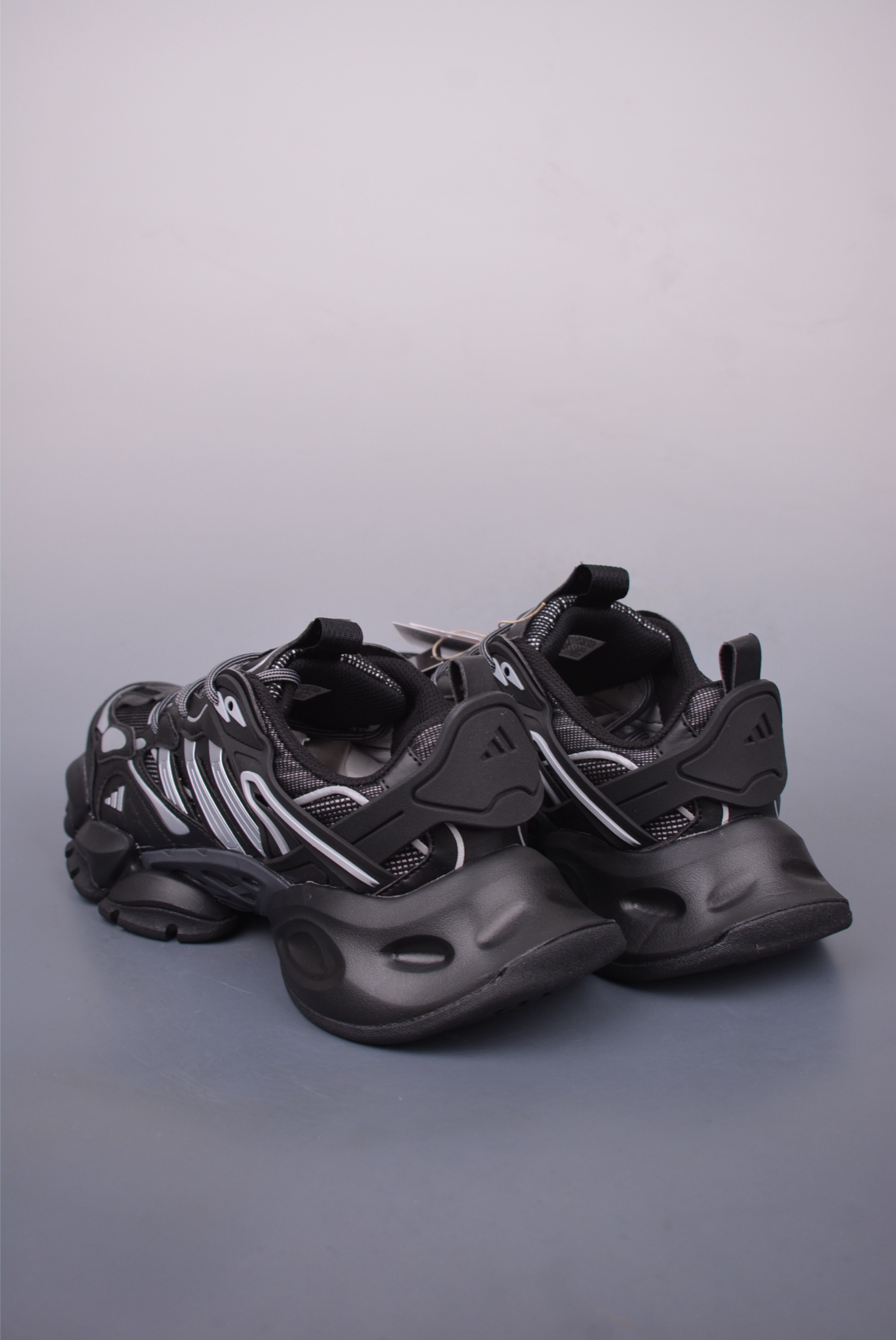 Adidas XLG Runner Deluxe Daddy Shoes Black Silver White JR9173
