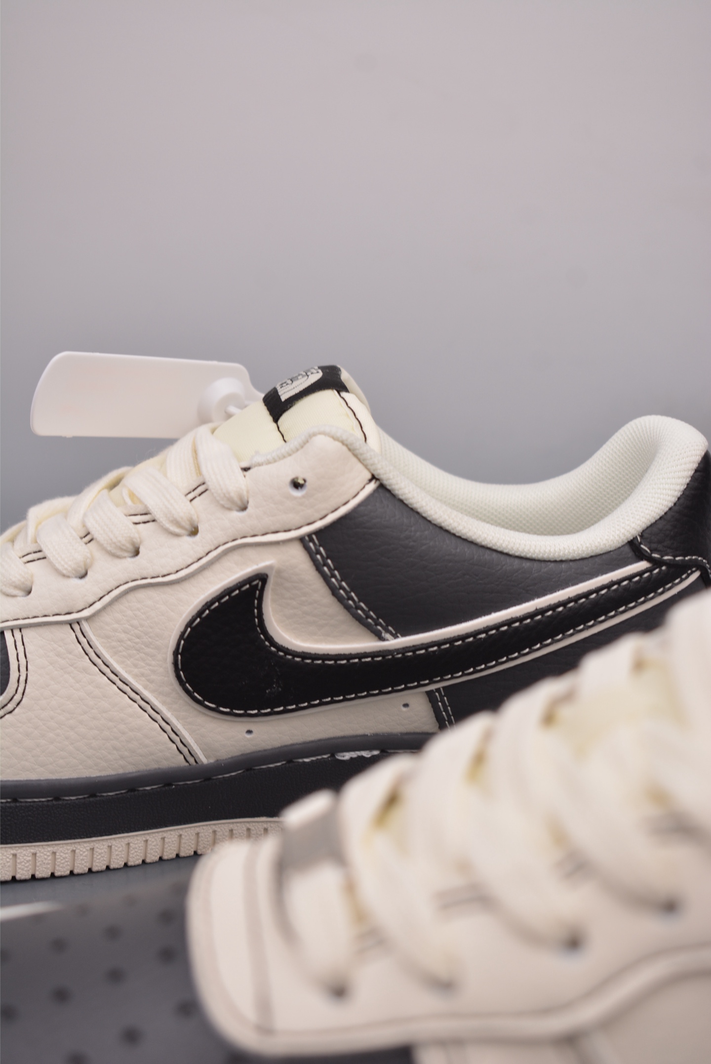 The North Face x Nike Air Force 1'07 Low TNF Off-White, Black and Grey HD2258-003