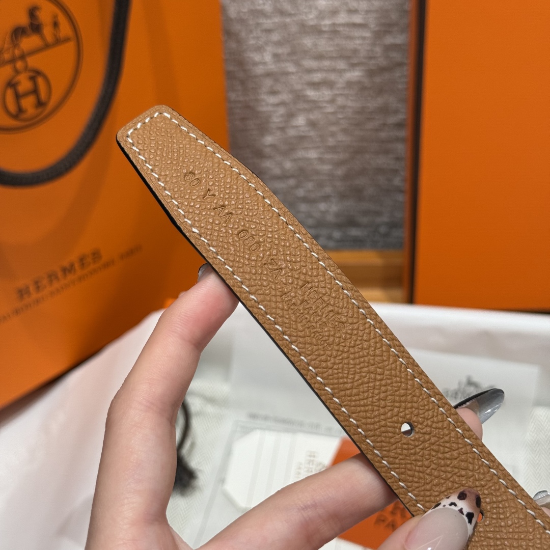 Hermès Women's Shell Element Double-Sided Leather Belt 2.4cm Width