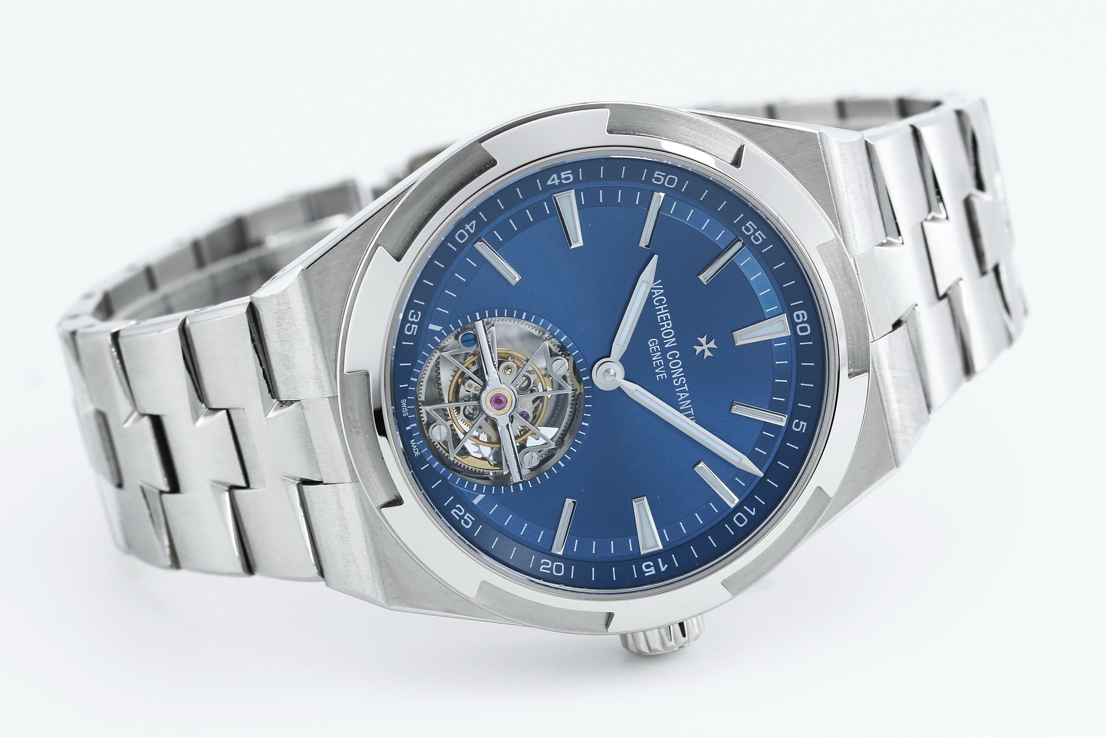 Vacheron Constantin Overseas Series 6000V/210T-H032 watch