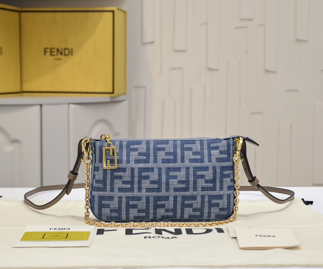 FENDI Baguette Denim Clutch 7717