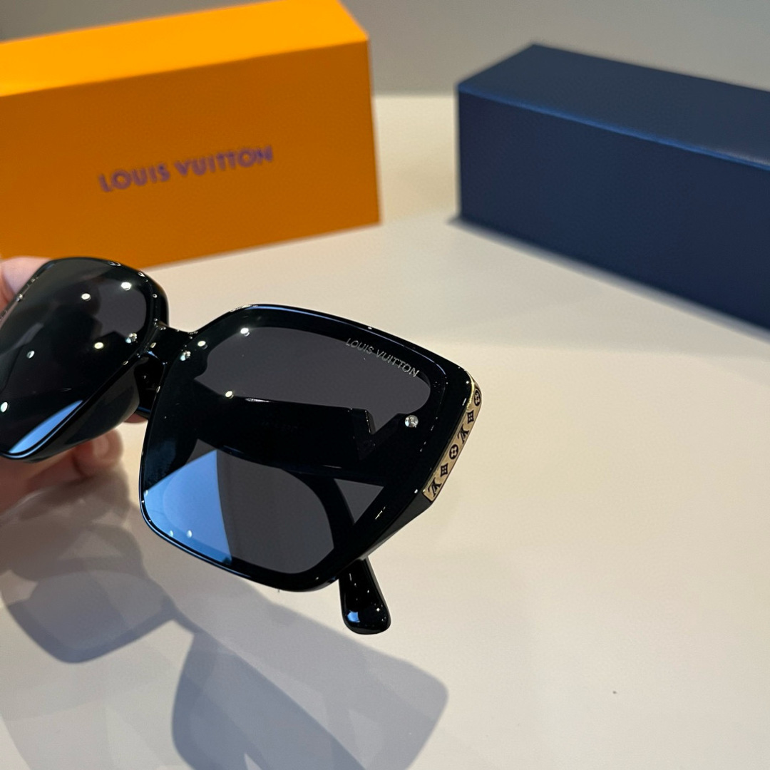 Louis Vuitton Square Frame Sunglasses