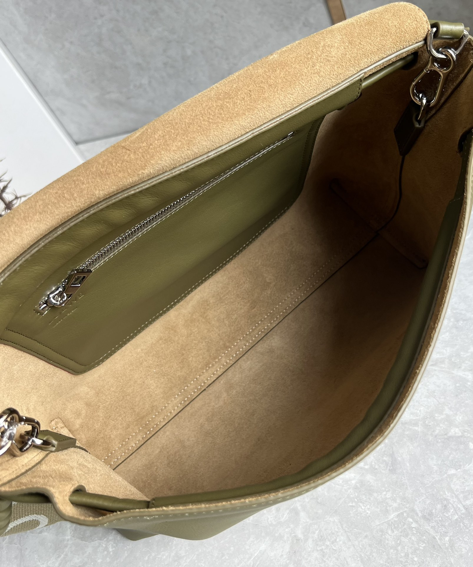 Loewe Flamenco satchel messenger bag 0901