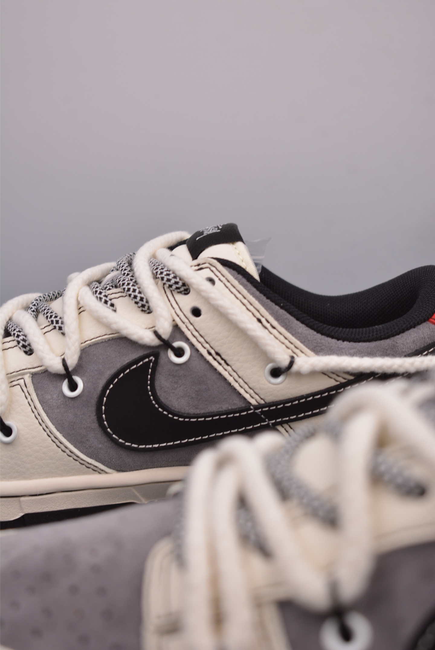 Stussy x Nike SB Dunk Low Retro Lot Stussy Off-White Dark Gray YX5066-208