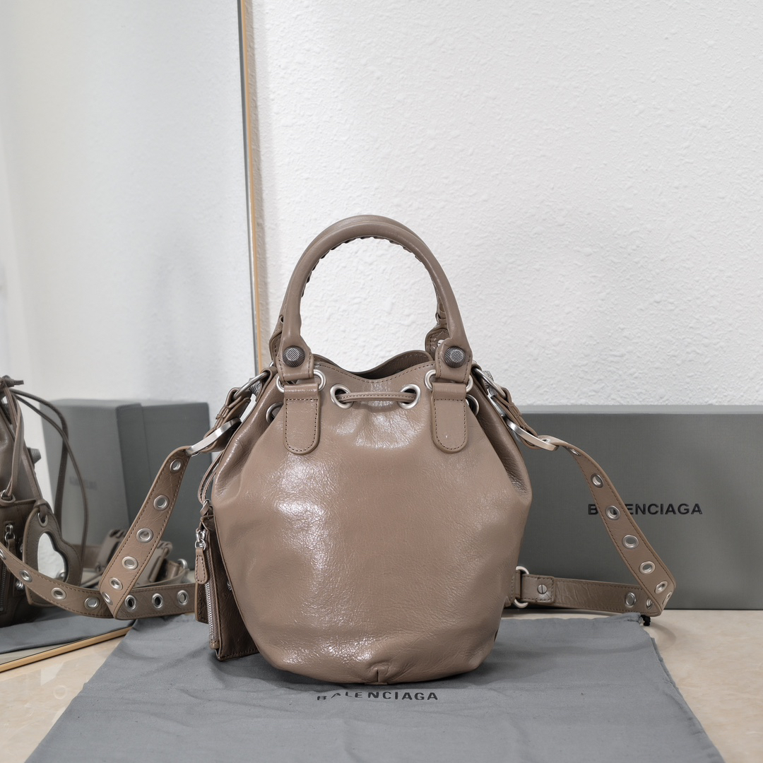 Balenciaga Le Cagole Bucket Bag
