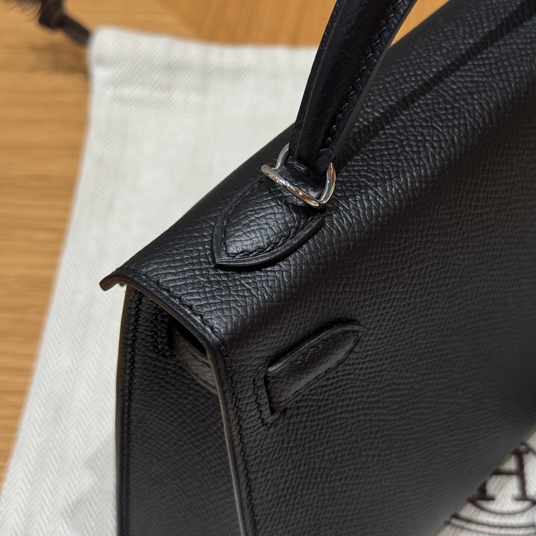 Hermes mini kelly 89noir handbag (handmade to order)