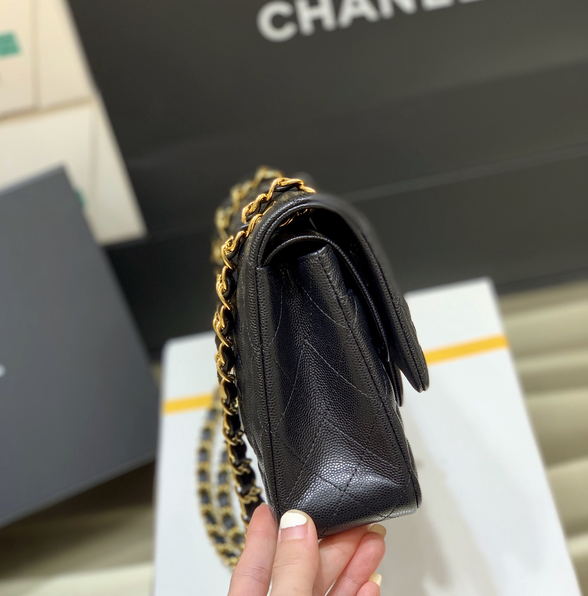 Chanel Classic flap bag AS 1112