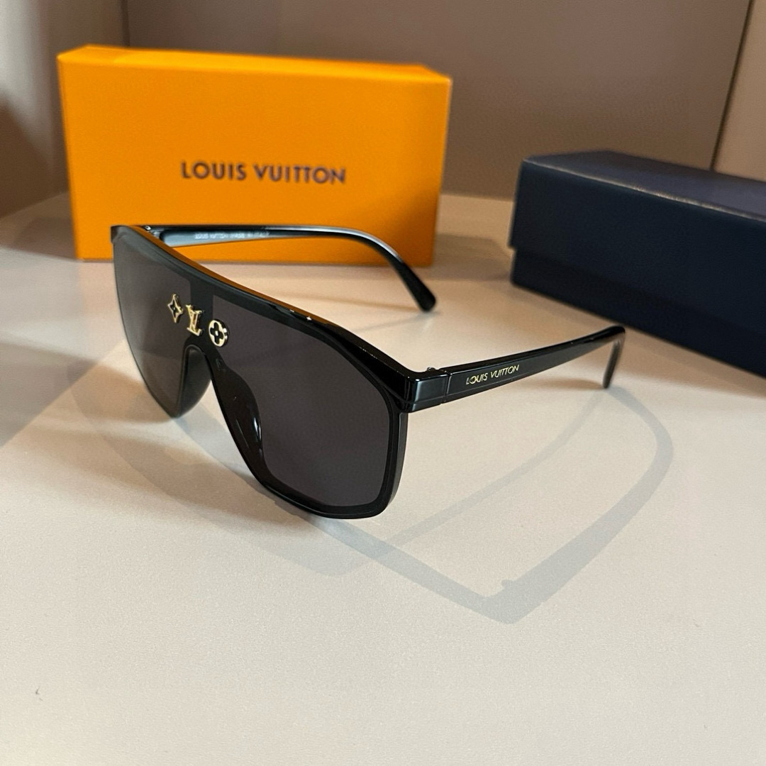 Louis Vuitton Square Frame Sunglasses